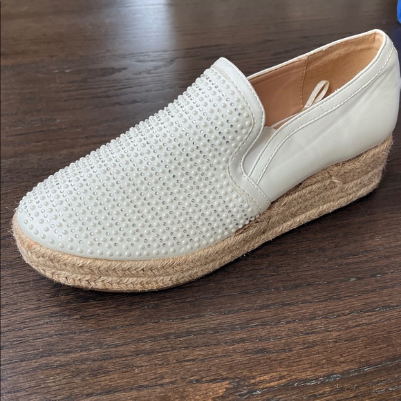 Andiamo Ateddy Rhinestone and Pearl Embellished Slip-on Espadrilles size 7.5 - Picture 11 of 14